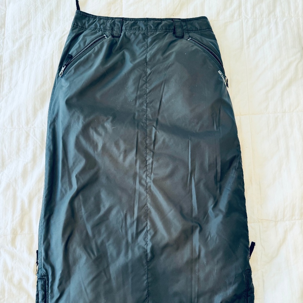 Skhoop black insulated down skirt